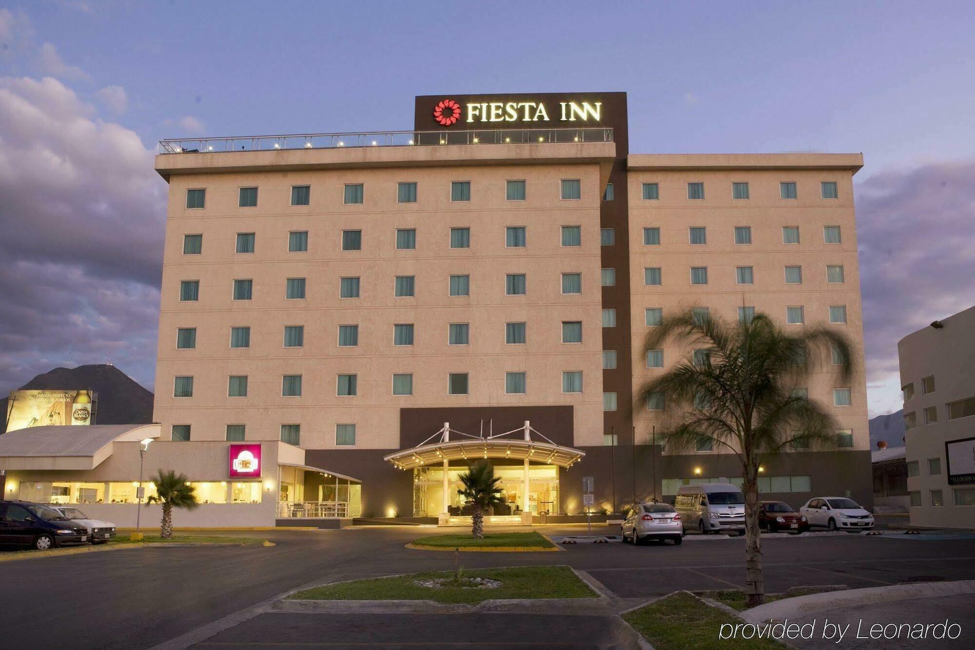 Fiesta Inn Monterrey Fundidora Exterior photo